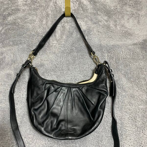 Women's Vince Camuto Black Leather Shoulder Bag One Size